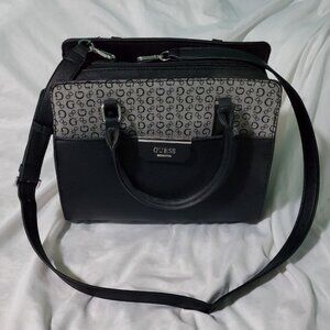 90s Black and Printed Medium Guess Purse